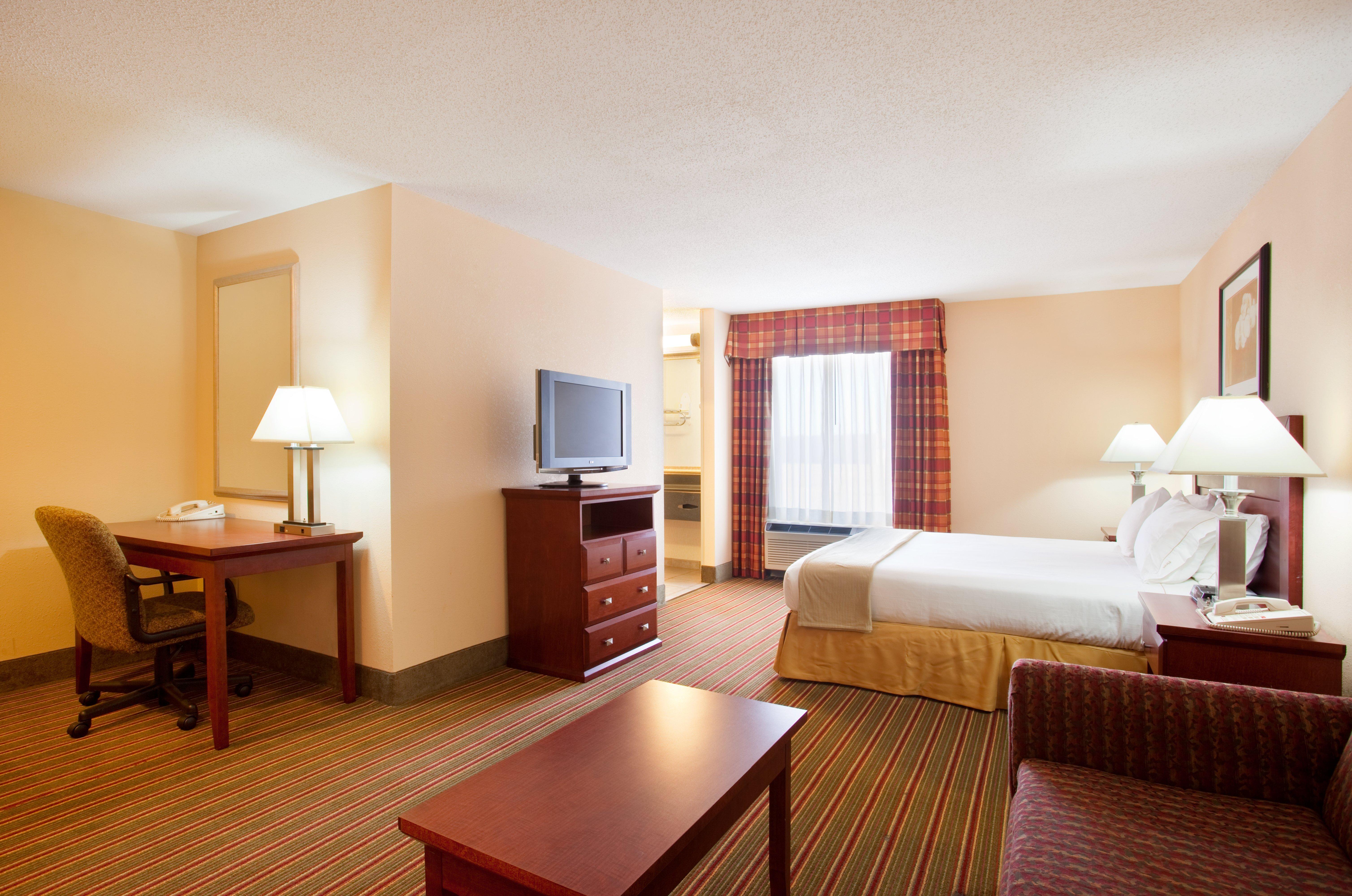 Best Western Plus Bourbonnais Hotel & Suites Exteriör bild