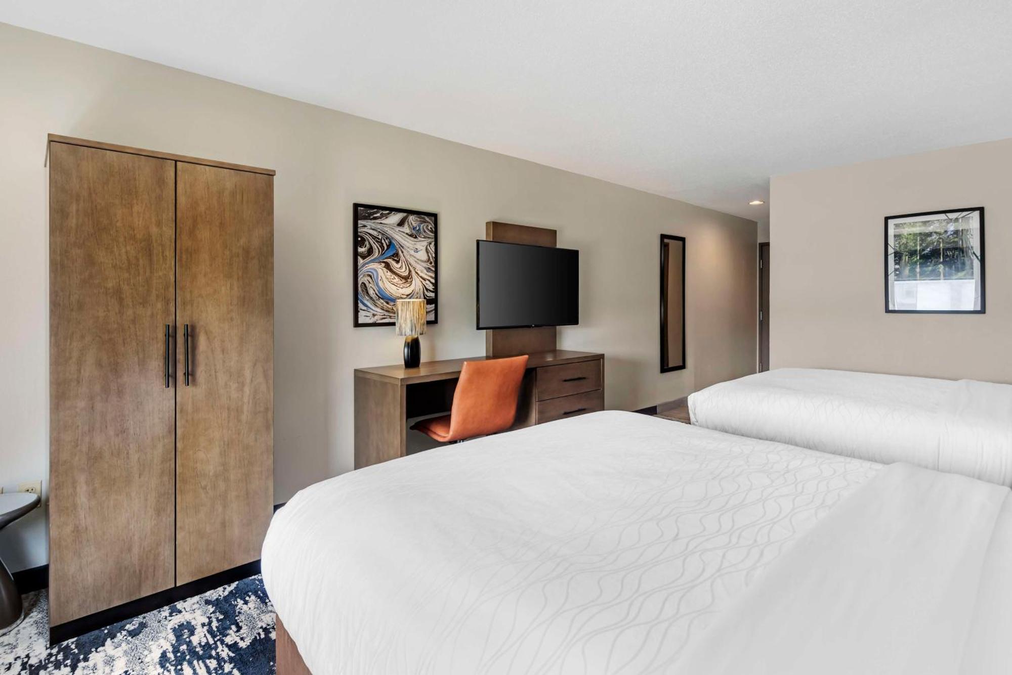 Best Western Plus Bourbonnais Hotel & Suites Exteriör bild